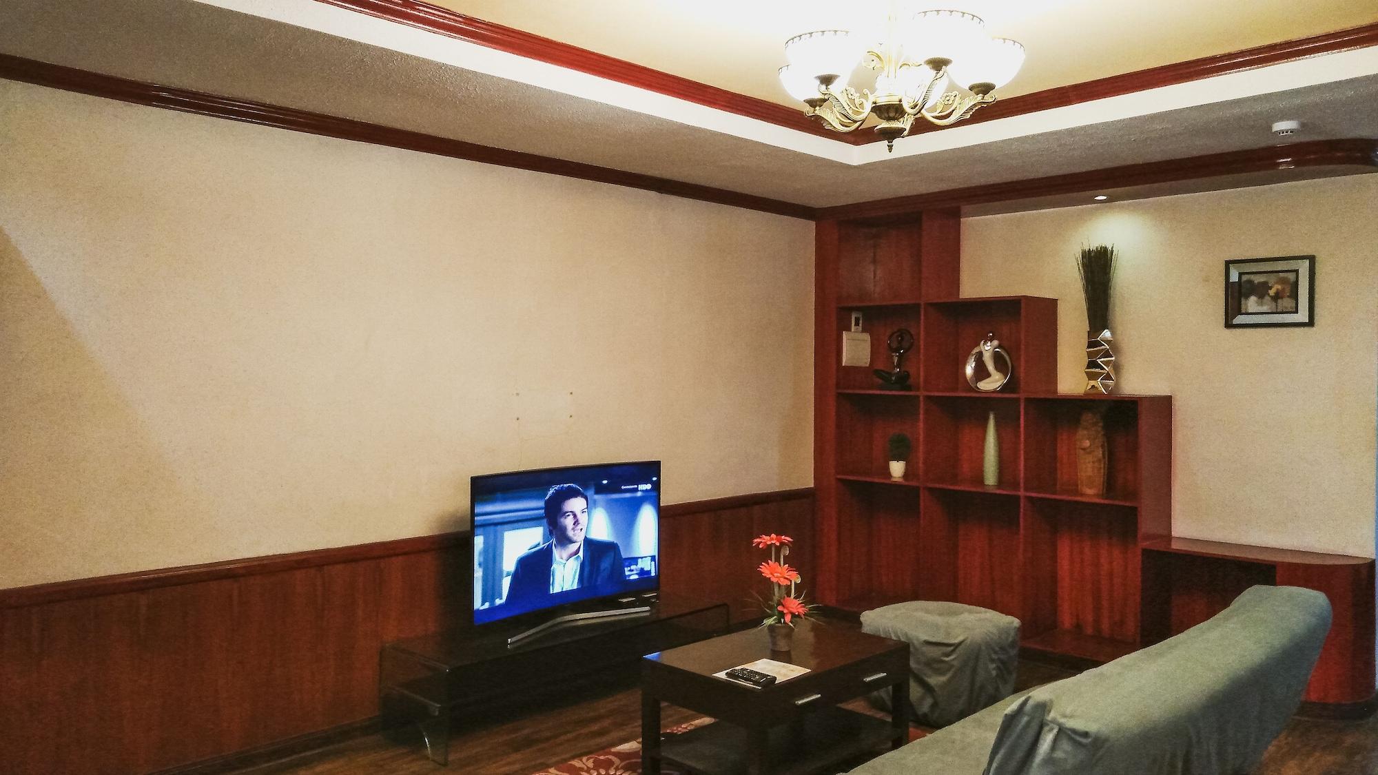 Dulcinea Hotel And Suites Lapu-Lapu City Buitenkant foto