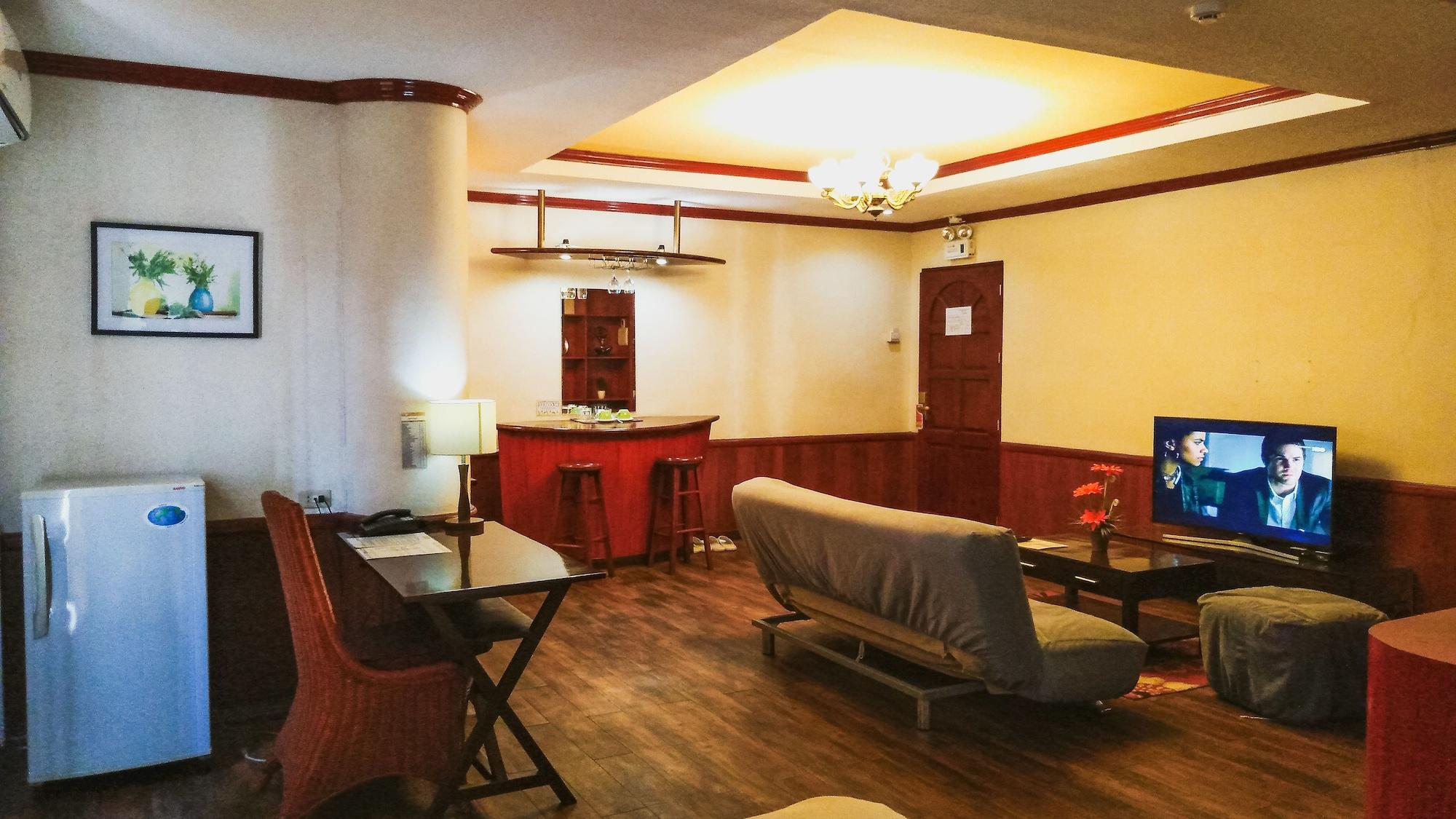 Dulcinea Hotel And Suites Lapu-Lapu City Buitenkant foto