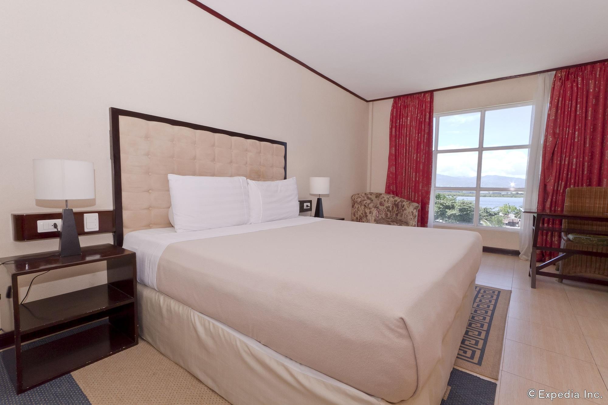 Dulcinea Hotel And Suites Lapu-Lapu City Buitenkant foto