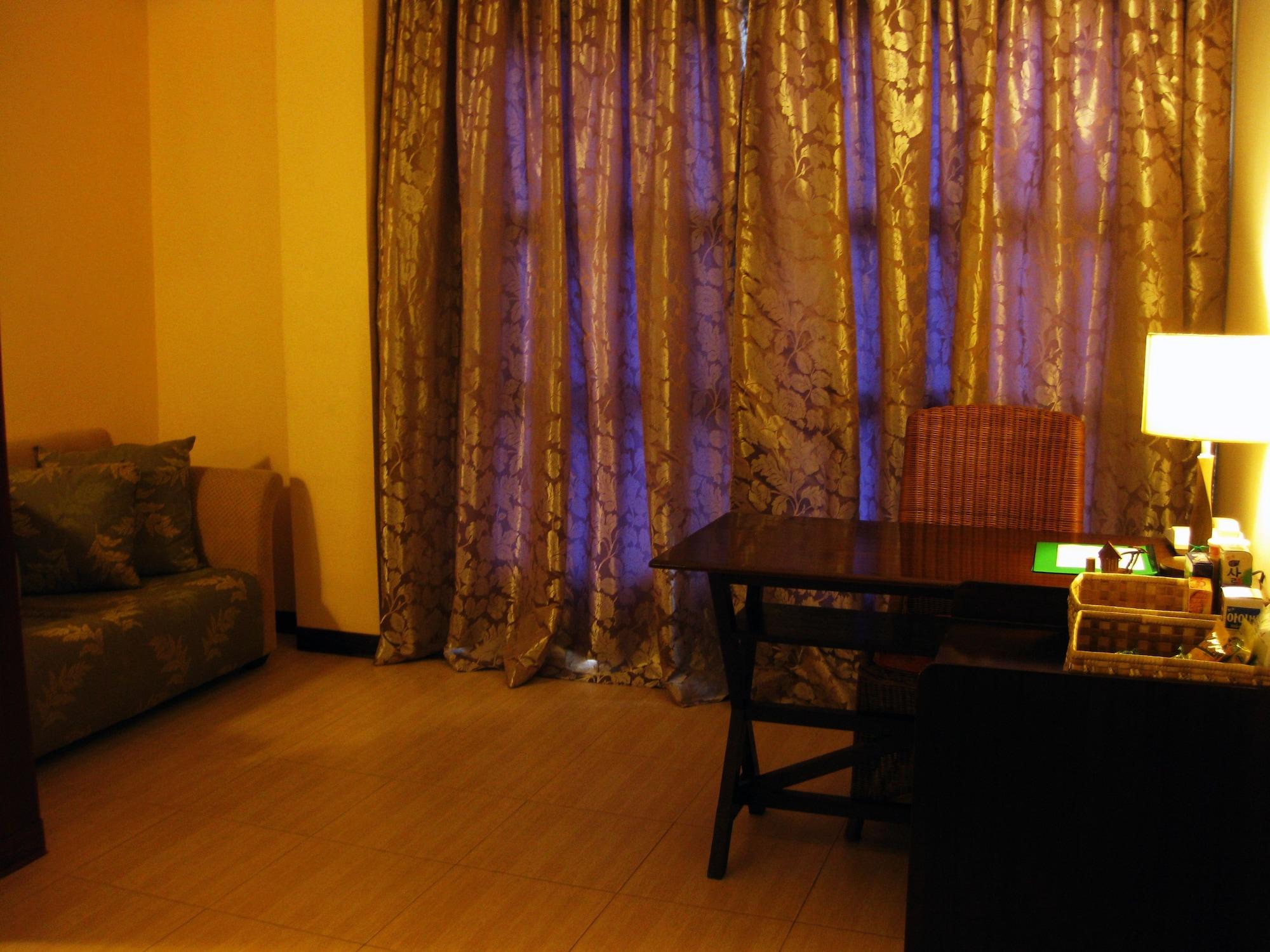 Dulcinea Hotel And Suites Lapu-Lapu City Buitenkant foto