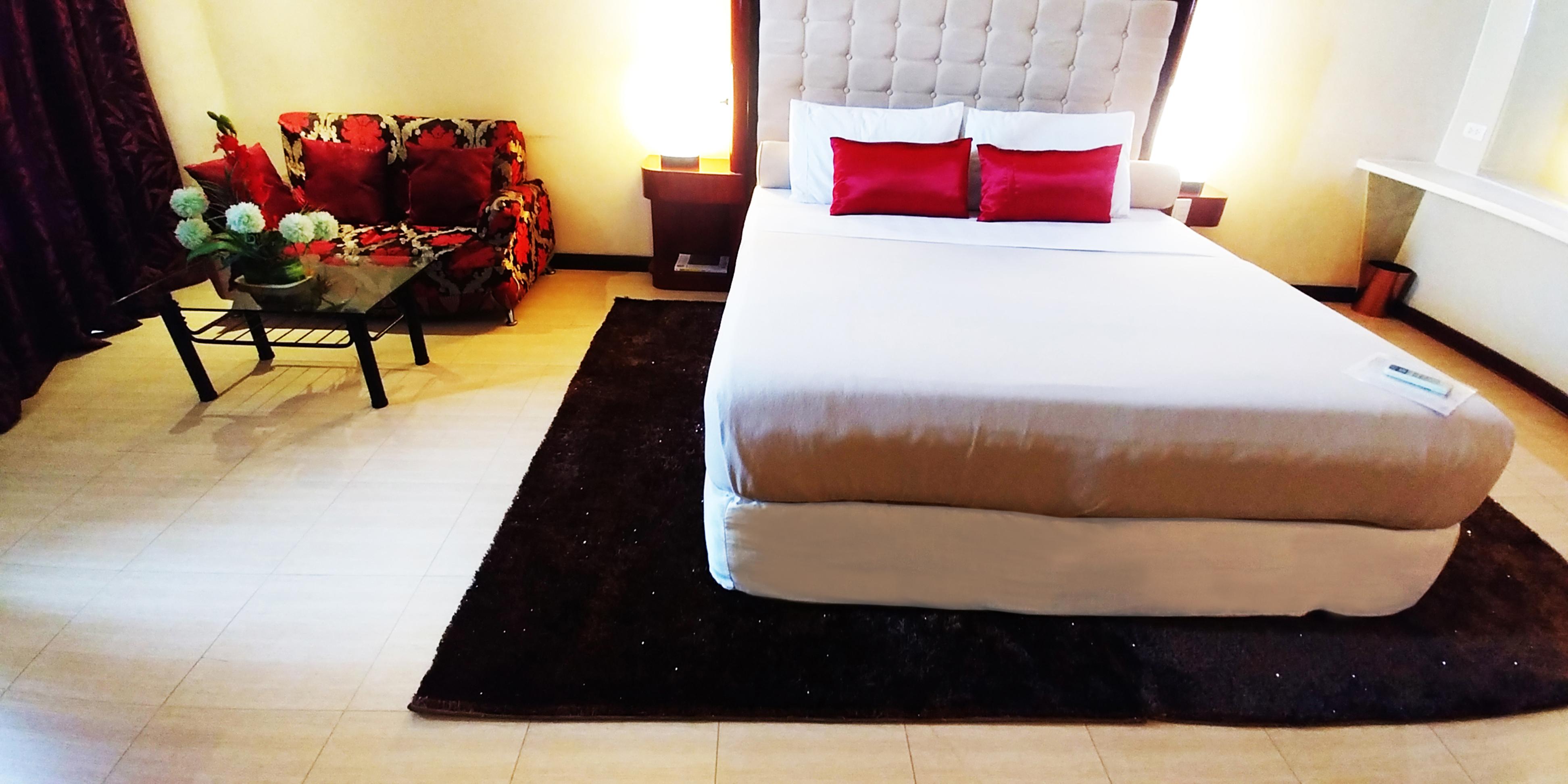 Dulcinea Hotel And Suites Lapu-Lapu City Buitenkant foto