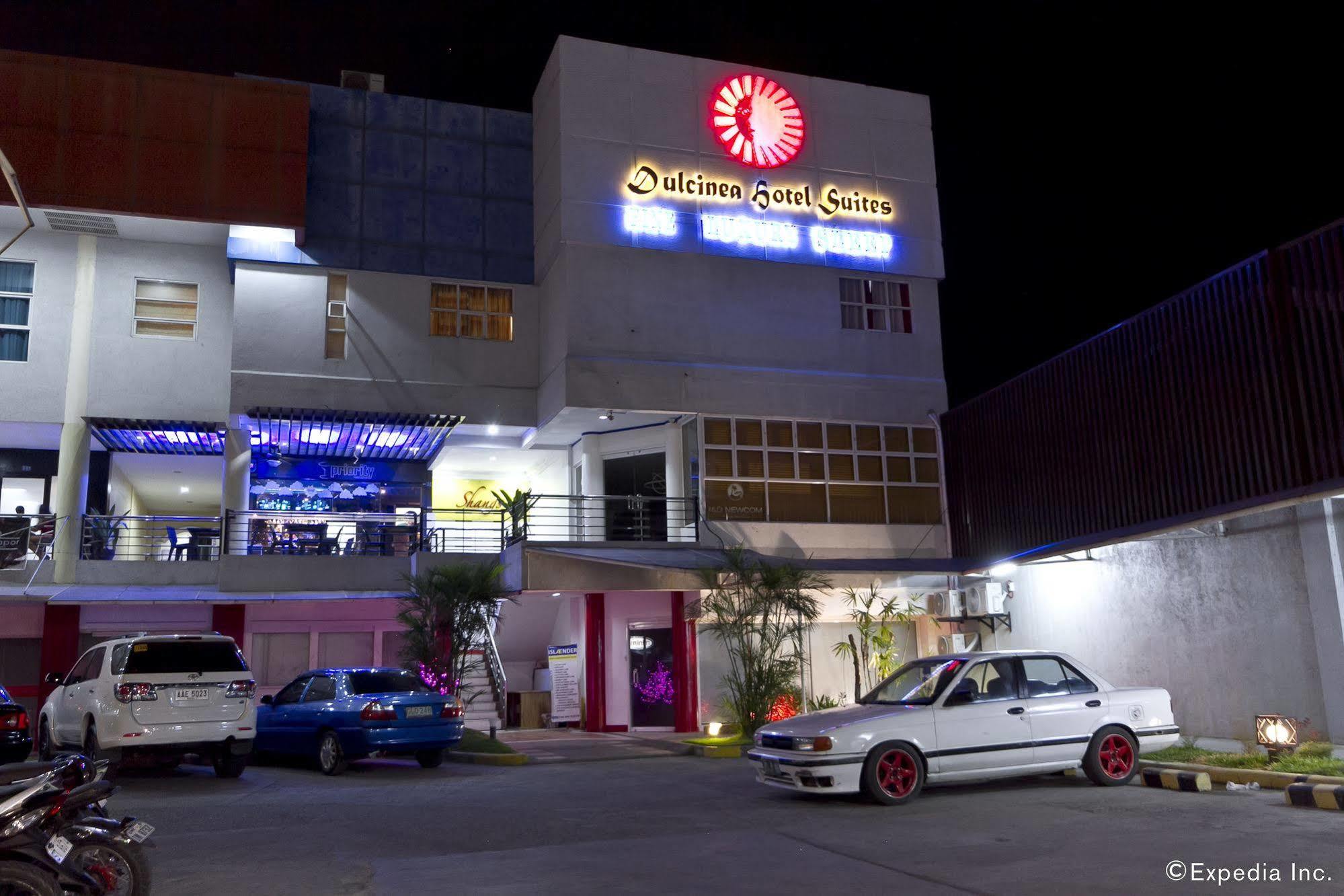Dulcinea Hotel And Suites Lapu-Lapu City Buitenkant foto